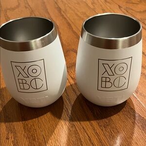 White YETI XOBC Wine Tumblers